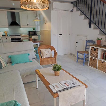 Casa Lola Conil, Azotea Al Mar Y Parking Solo Familias O Parejas Villa Conil de la Frontera Kültér fotó