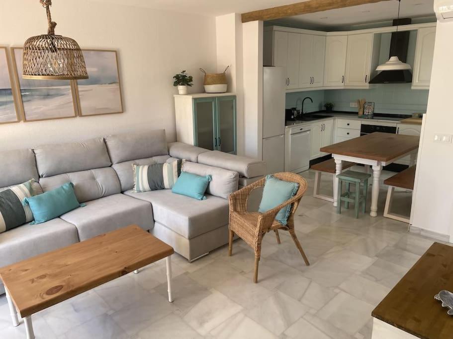 Casa Lola Conil, Azotea Al Mar Y Parking Solo Familias O Parejas Villa Conil de la Frontera Kültér fotó